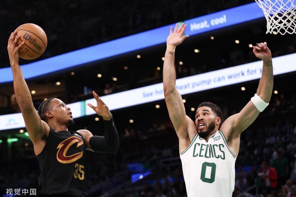 随着英超赛 随着英超赛